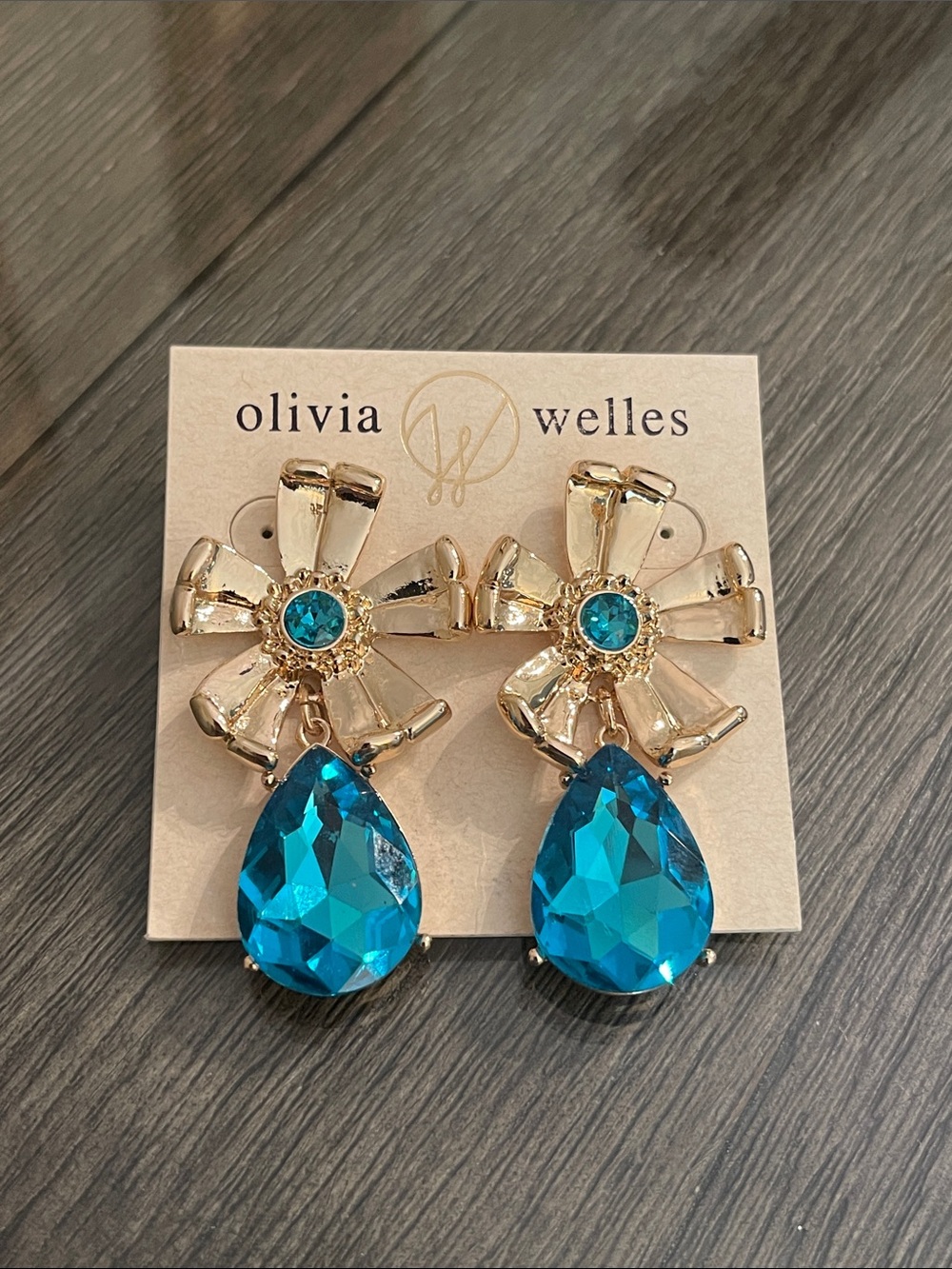 Olivia Welles Kate Crystal Teardrop Flower Earrings